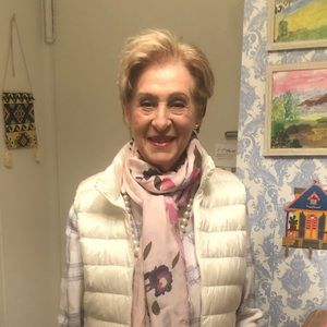 Meet your Posher, Gloria